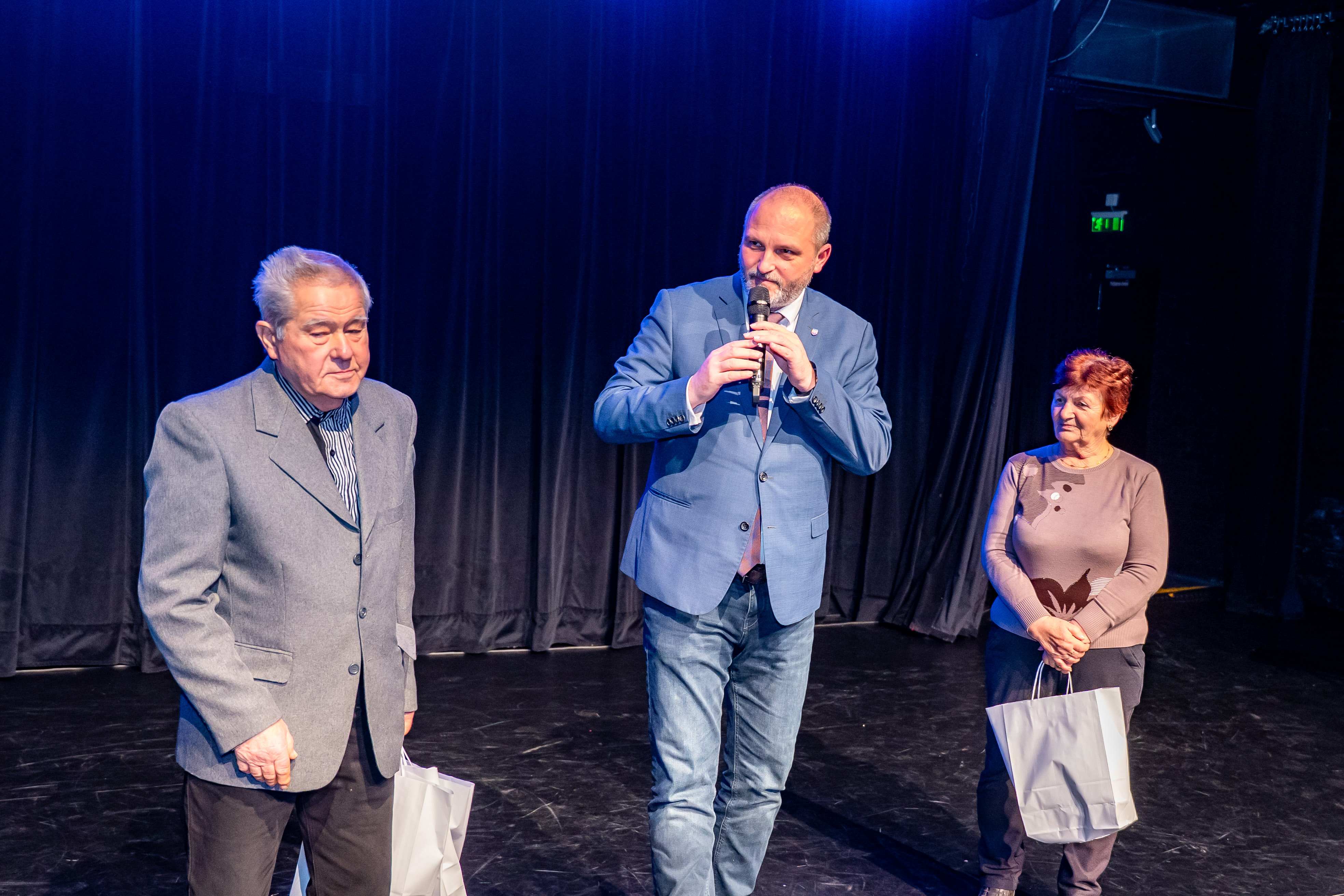 Vianocna seniorska hviezda -10